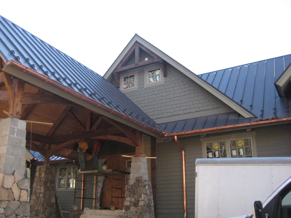 Craftsman Roofing team delivering quality roofing work in Ballenisles